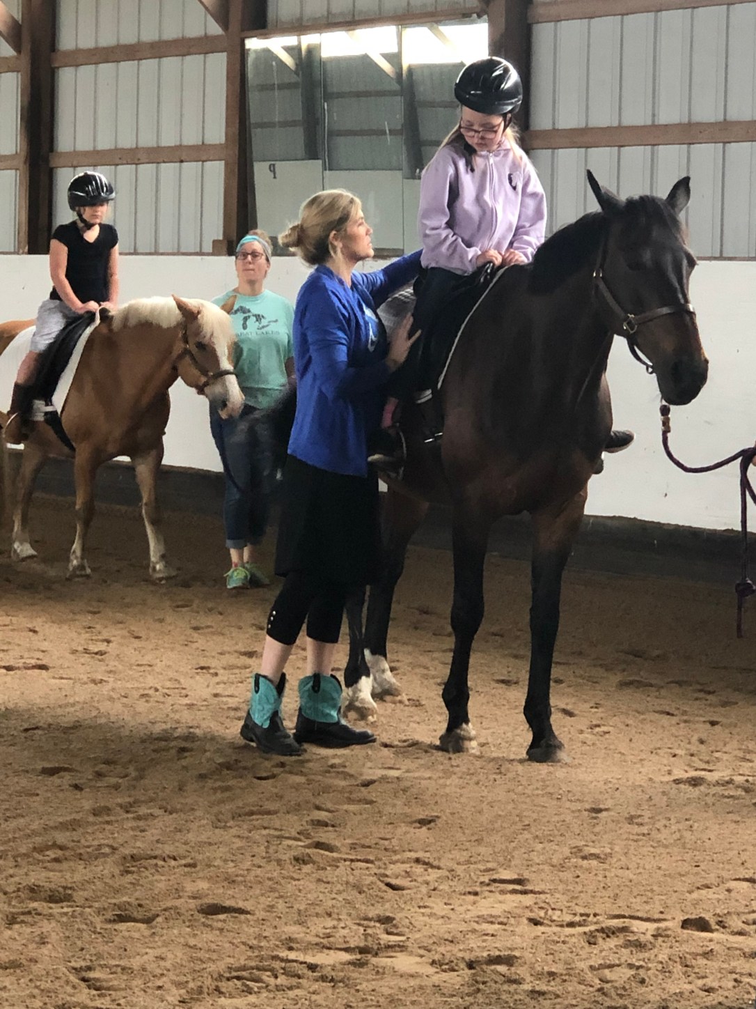 4XgFG3AdT0Kh7Q9K1zmJ4g